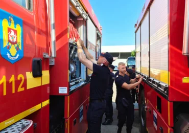 „Mulțumesc, România”. Mesajul lui Macron pentru pompierii români care luptă cu incendiile din Franța