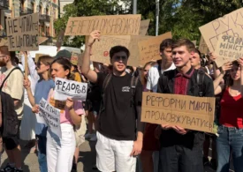 Mii de oameni protestează la Kiev și în alte orașe față de demiterea ministrului Fedorov: Una dintre cele mai mari greșeli făcute de Guvern (Foto & Video)
