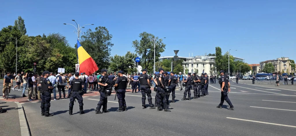 Oierii invitați la discuții după protestul violent de la București, Guvernul anunță plan pentru deblocarea exporturilor de oi
