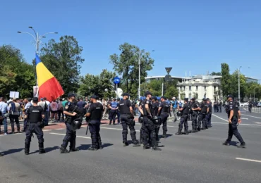 Oierii, chemați la negocieri după protestul violent din Capitală. Guvernul promite un plan pentru deblocarea exporturilor de oi
