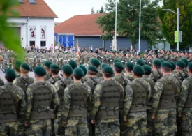 O țară din UE vrea să mărească durata serviciului militar, în contextul războiului din Ucraina