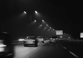 Vara te prinde pe drumuri - dar ești cu adevărat pregătit pentru asfalt fierbinte?