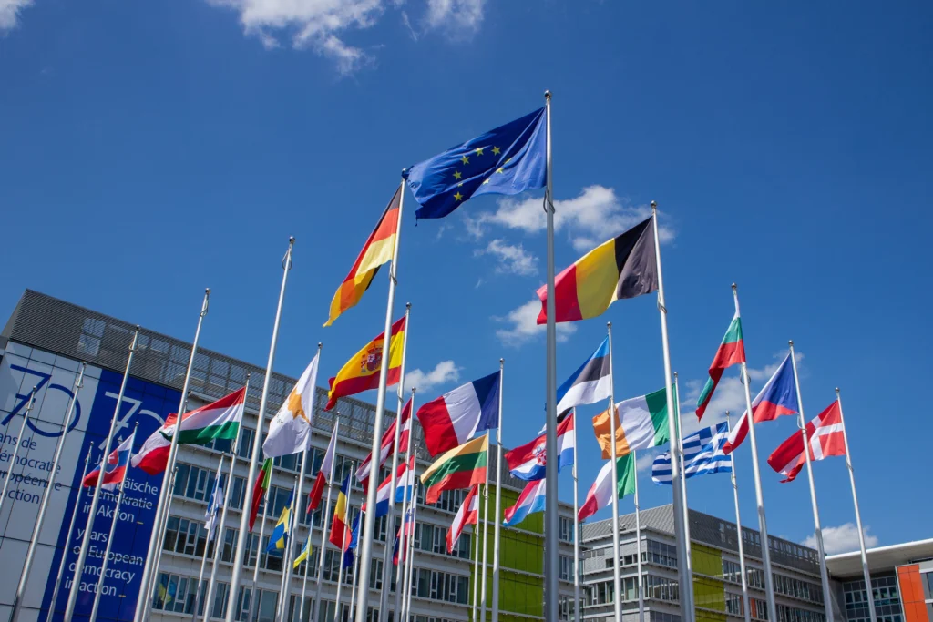 Europenii vor o Europă mai puternică, dar nu cred că poate deveni realitate. Neîncrederea ajută extrema dreaptă