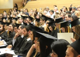 Administrația Trump limitează durata vizelor pentru studenții și jurnaliștii străini
