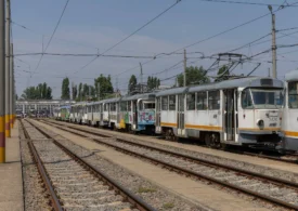 Bucureștiul își ia rămas-bun de la tramvaiele Tatra, după 53 de ani. Ultimele vagoane ies definitiv din circulație (Foto&Video)