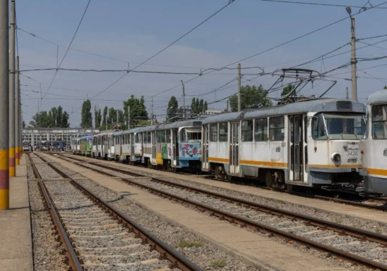 Bucureștiul își ia rămas-bun de la tramvaiele Tatra, după 53 de ani. Ultimele vagoane ies definitiv din circulație (Foto&Video)