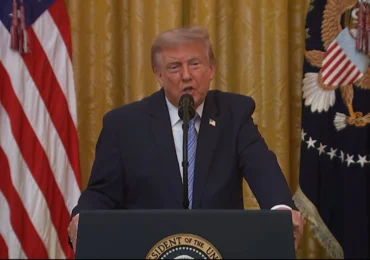 Trump cere retragerea licențelor ABC și NBC, după ce posturile au refuzat să-i transmită discursul în direct