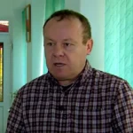 Dosarul azilelor ilegale din Bihor: Viorel Pașca a fost reținut. Ministrul Muncii promite reforme după evacuarea a peste 400 de oameni