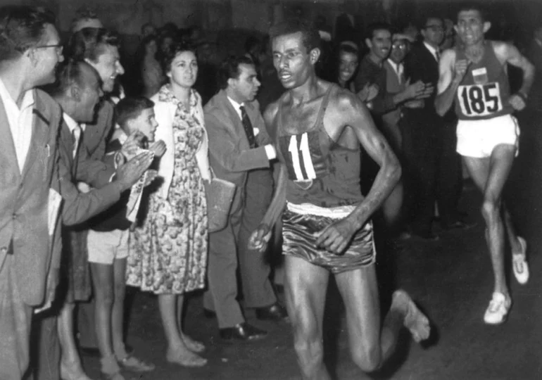 De la bodyguard la campion olimpic după ce a alergat desculț: Povestea lui Abebe Bikila