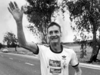 Fermierul care i-a surprins pe toți și a redefinit ultramaratonul: Povestea lui Cliff Young