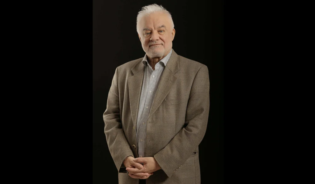 Un consilier BNR acuză „demența politicienilor” și „inconștiența sindicatelor”: Vor urma scăderi dramatice de venituri. Vom mânca iarbă și scoarță de copac