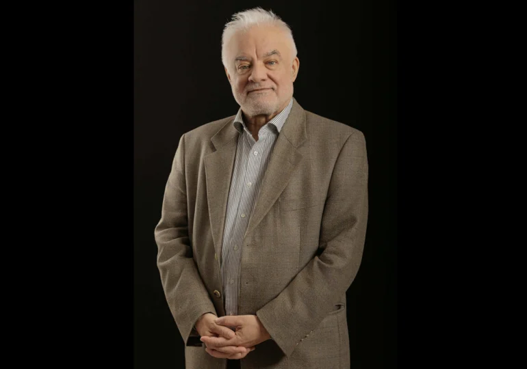 Un consilier BNR acuză „demența politicienilor” și „inconștiența sindicatelor”: Vor urma scăderi dramatice de venituri. Vom mânca iarbă și scoarță de copac