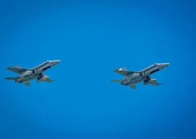 Dronă detectată la granița României: Două avioane F-18 și un elicopter au fost ridicate de la sol