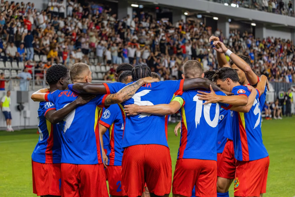 FCSB face schimbări majore în echipa de start după eșecul cu CFR Cluj: 3 jucători, scoși din primul 11