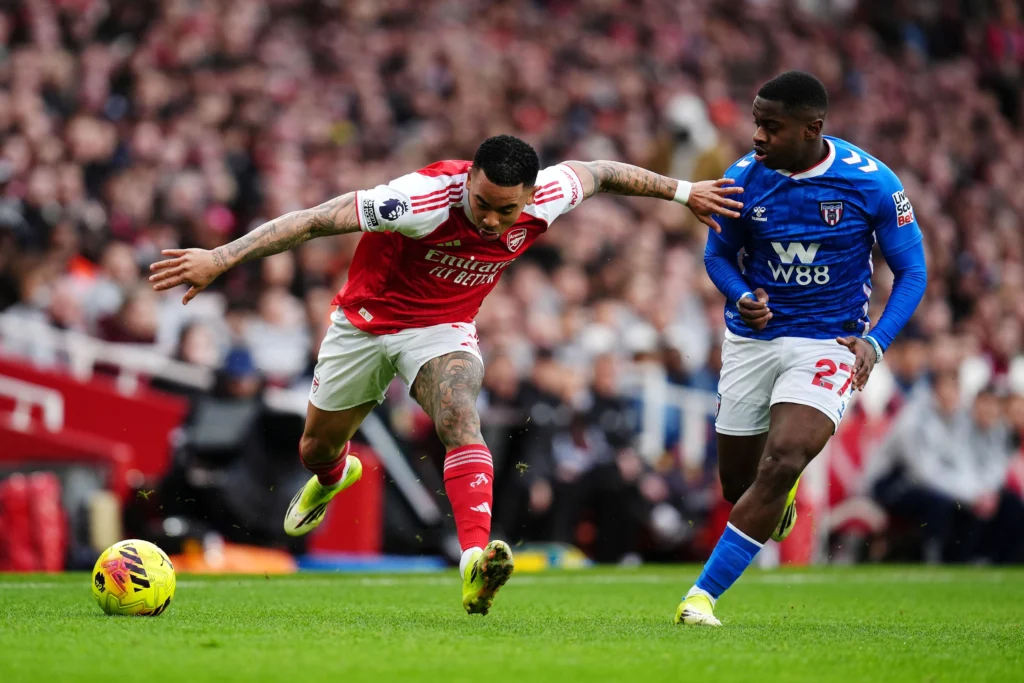 FC Barcelona îl transferă pe atacantul brazilian Gabriel Jesus de la Arsenal Londra