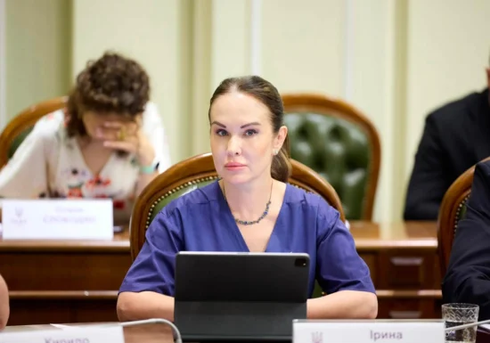 „Operațiunea Forrest Gump” la Kiev. De ce și-a demis Zelenski o membră a echipei