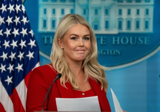 Donald Trump anunță plecarea purtătoarei sale de cuvânt, Karoline Leavitt