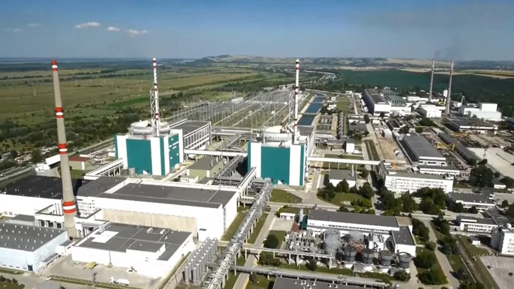Dunărea pune presiune și pe Kozlodui. Dacă mai scade cu 30 de centimetri, centrala nucleară ar trebui oprită