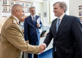 Doi oficiali de rang înalt au fost în America. Ce înseamnă călătoria pentru România?