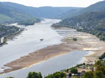 Secetă mare în Germania: Rinul riscă să fie tăiat în două