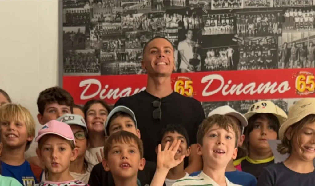 David Popovici face un gest superb