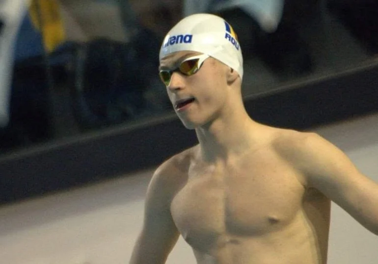 Performanță remarcabilă: Theodor Proca se califică în finală la 1500 metri liber la Campionatele Europene de natație cu record național