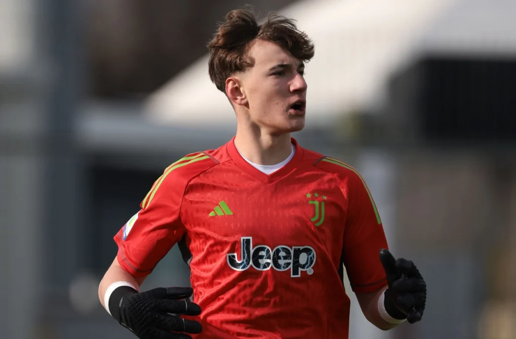 România are viitor: Riccardo Radu, lăudat de presa din Italia după evoluțiile de la Juventus Next Gen