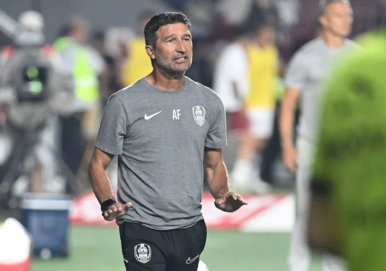 CFR Cluj și-a demis antrenorul după înfrângerea cu Tromso: „Îi dau afară pe toți”