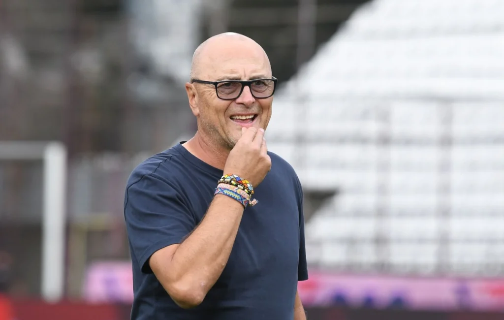 Antrenorul de pe lista FCSB refuză de la început.