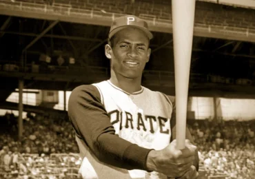Povestea inspirațională a lui Roberto Clemente: Marele campion care a murit în timp ce îi ajuta pe nevoiași