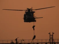 Operațiune în Mediterana: Militari italieni au descins pe un petrolier din flota fantomă a Rusiei (Foto)