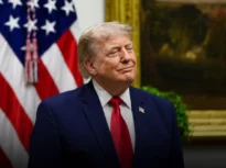 America, redenumită Trump. Lista proiectelor pe care președintele avid de glorie își pune numele și chipul