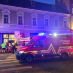 O mașină a lovit un grup de pietoni pe trotuar în Brașov. Trei oameni au murit