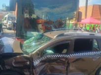 UPDATE – Sibiu: Un autocar și mai multe autoturisme, implicate într-un accident la Mediaș/ Planul Roșu de Intervenție, activat/ Șase persoane, evaluate medical, patru dintre acestea fiind transportate la spital – FOTO