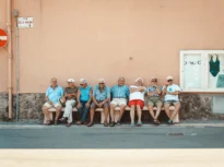 Persoanele de peste 60 de ani vor suporta cele mai grave consecințe ale căldurii extreme