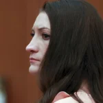 O mamă și-a ucis 3 copii, toți sub 5 ani. Sute de femei au ieșit în stradă în sprijinul ei