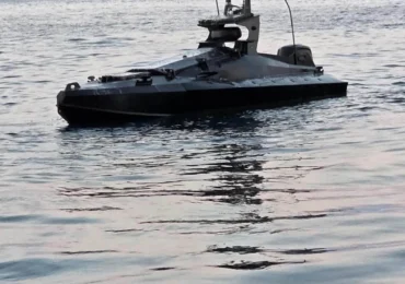 O dronă marină încărcată cu explozibil a fost distrusă de un F-16 românesc în apropiere de Neptun Deep