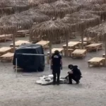 O dronă a fost detonată pe plajă la Olimp. Noroc că e vremea urâtă și turiști puțini (Video)