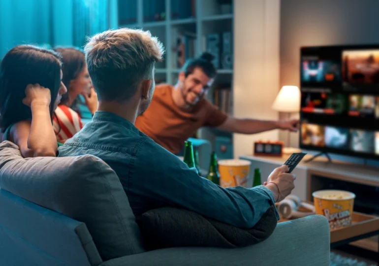 Soundbar sau sistem de boxe: ce alegi pentru filme și seriale acasă?