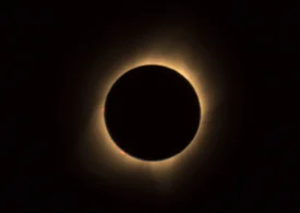 Cu cât va reduce eclipsa din 12 august producția de energie solară în Europa