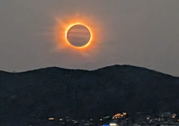 LIVE Imagini spectaculoase cu eclipsa de soare (Foto & Video). Cum s-a văzut în România