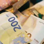 O femeie din Thailanda a deschis seiful în care păstra 26.000 de euro și nu i-a venit să creadă ce a găsit