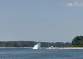 Intervenție de urgență pentru creșterea debitului spre Cernavodă. Stânca Pârjoaia a rezistat la explozii. Operațiunea va fi reluată luni (Video)