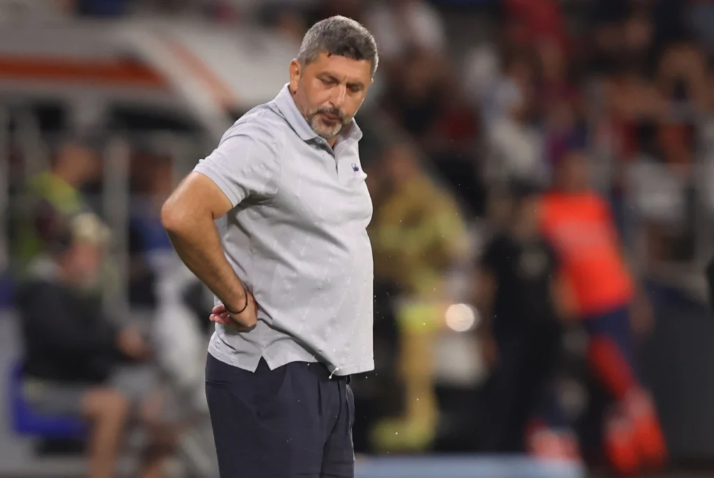 FCSB, întrebată dacă îl dă afară pe antrenorul Marius Baciu: Roș-albaștrii au dat răspunsul