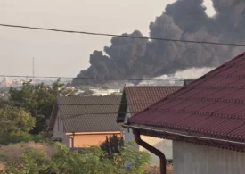Incendiu cu degajări mari de fum la un centru de colectare a plasticului, în apropiere de Năvodari. A fost emis RO-Alert (Video)