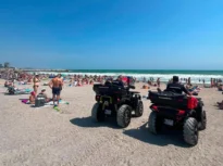 Jandarmii au dat amenzi pe plajele din Eforie, după ce turiștii au intrat în valurile de doi metri (Video)