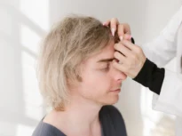 Un medicament comun ar putea stimula regenerarea părului la persoanele cu alopecie
