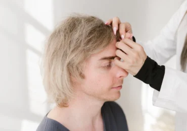 Un medicament comun ar putea stimula regenerarea părului la persoanele cu alopecie