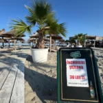 Plaja din România cu nisip fin unde poți închiria un șezlong cu doar 30 de lei pe zi (Foto)