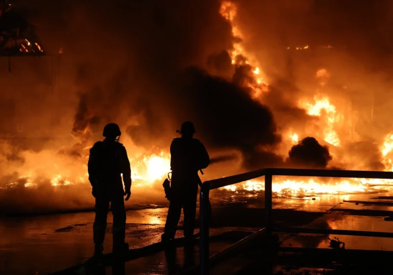 <span style="color:#990000;">Ziua 1.650</span> O navă a Rusiei, construită în România, a eșuat în Turcia (Video). La Moscova se cere un atac nuclear asupra Kievului. Propunere neașteptată a Ucrainei pentru SUA